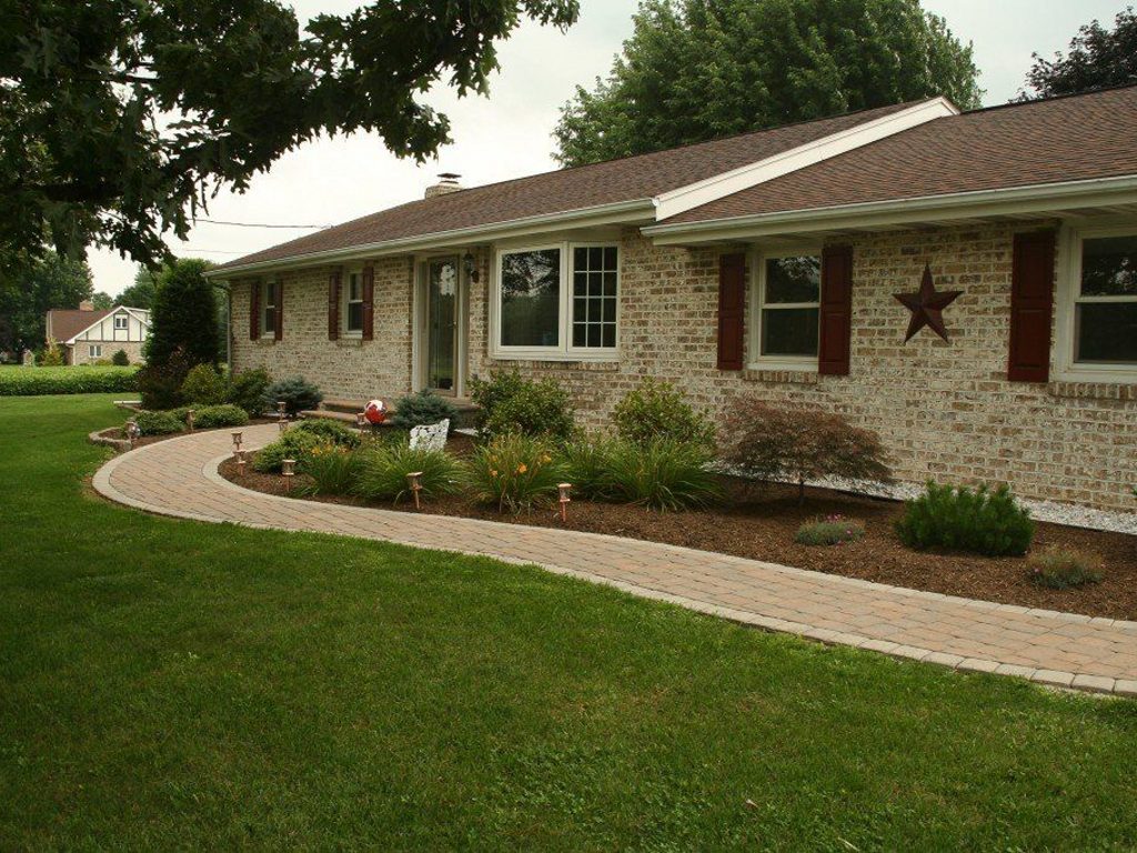 reinfordlandscapes plantings photo 5